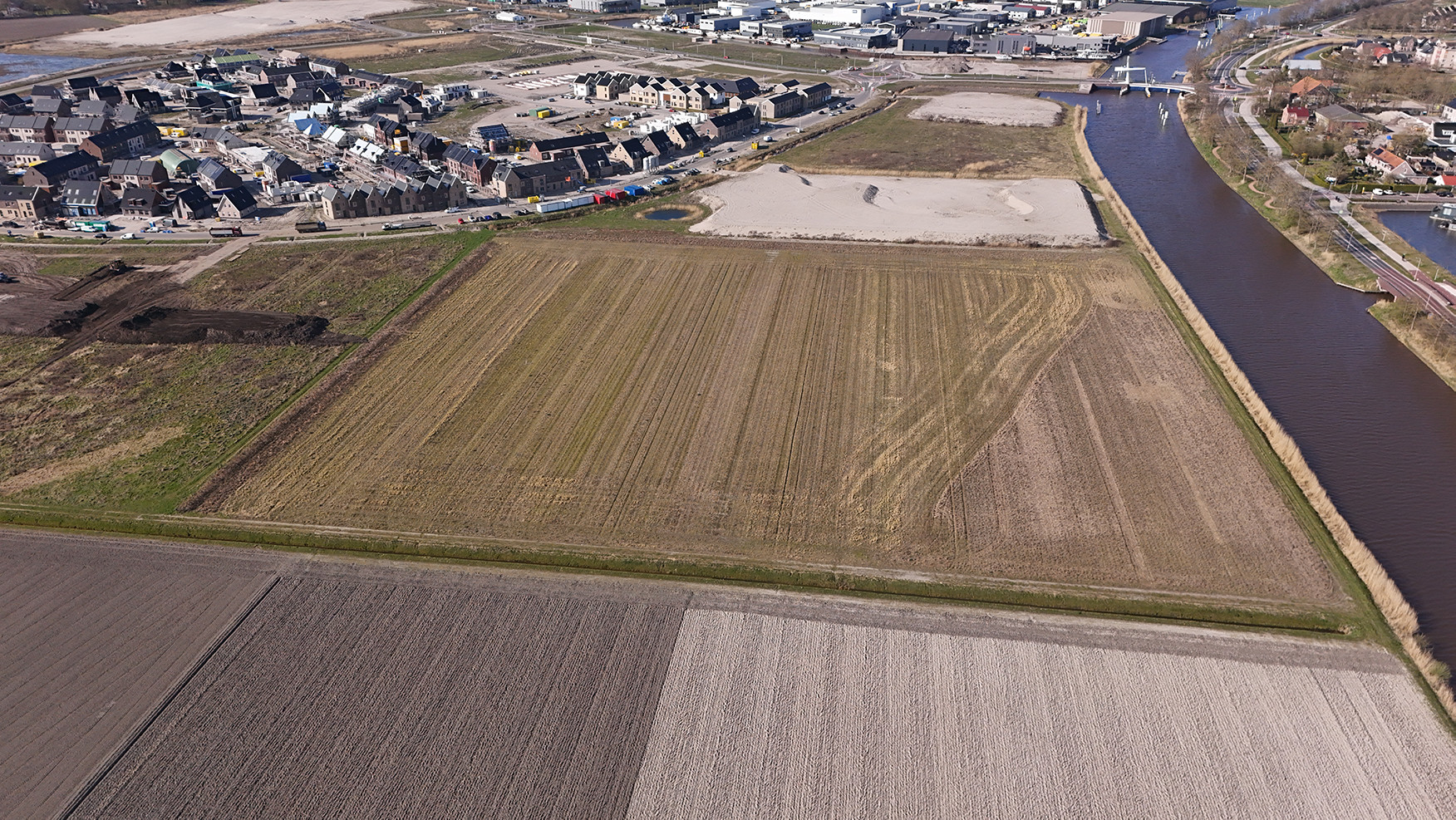 Lotingsaankondiging 15 vrije kavels
